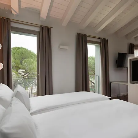 Hotel Ht Trieste
